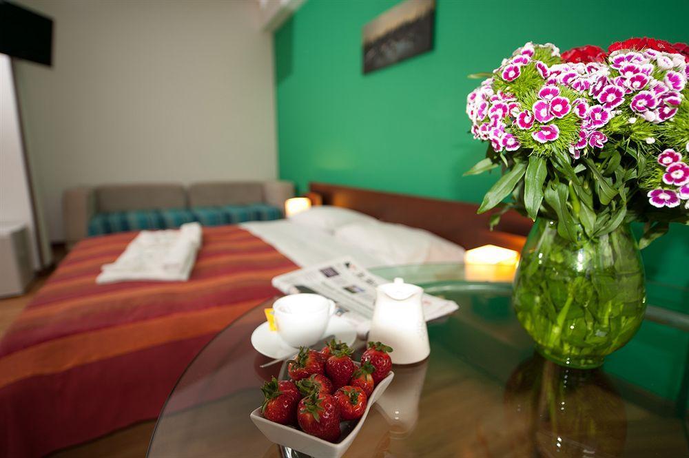 Leccesalento Bed And Breakfast Bagian luar foto