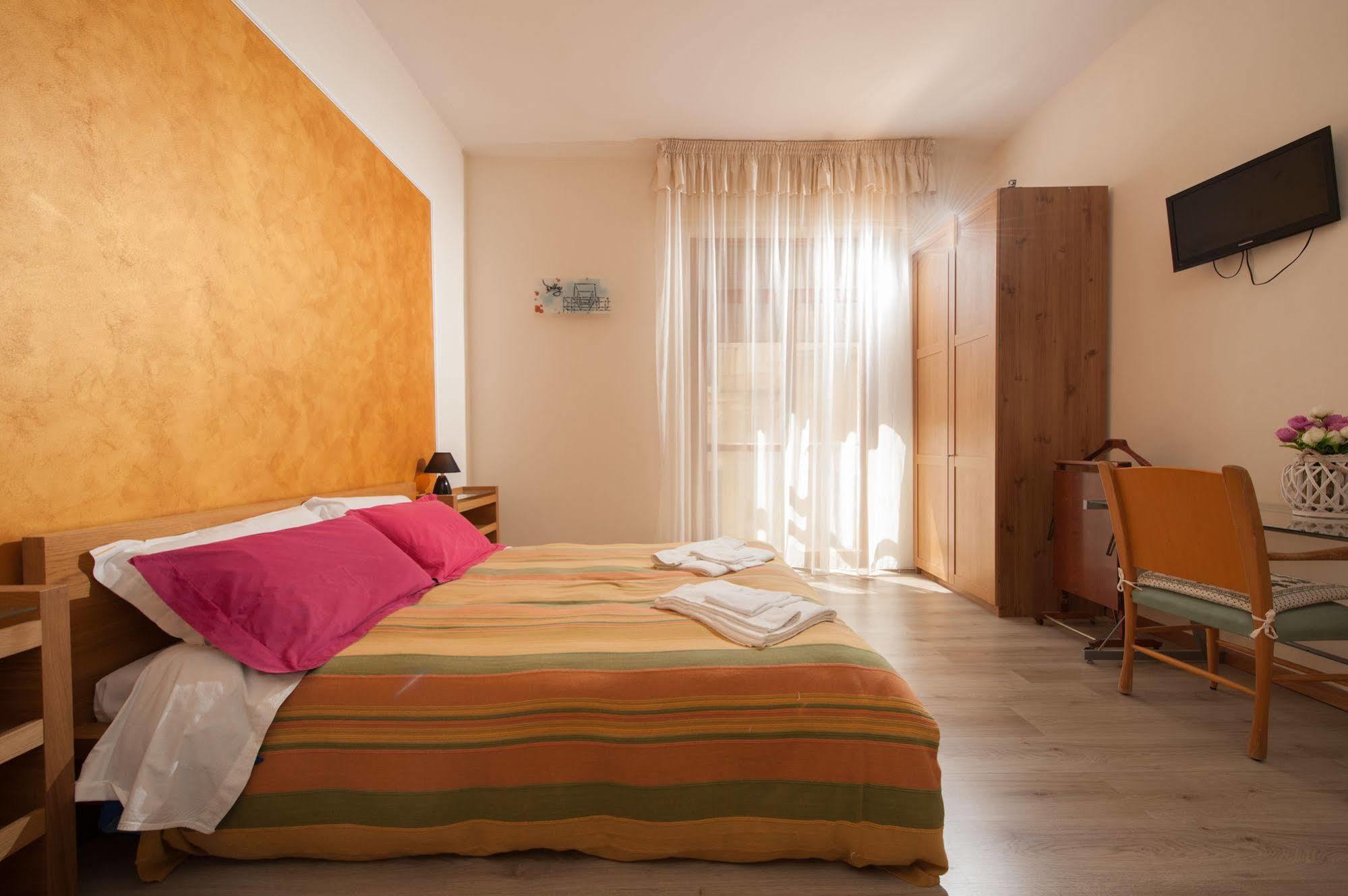 Leccesalento Bed And Breakfast Bagian luar foto