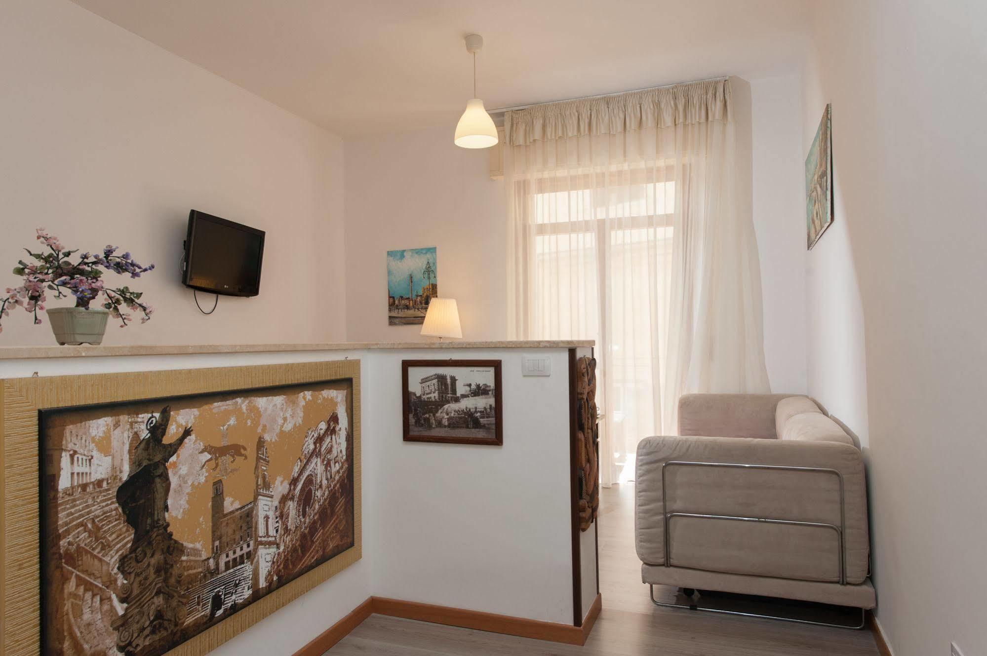 Leccesalento Bed And Breakfast Bagian luar foto